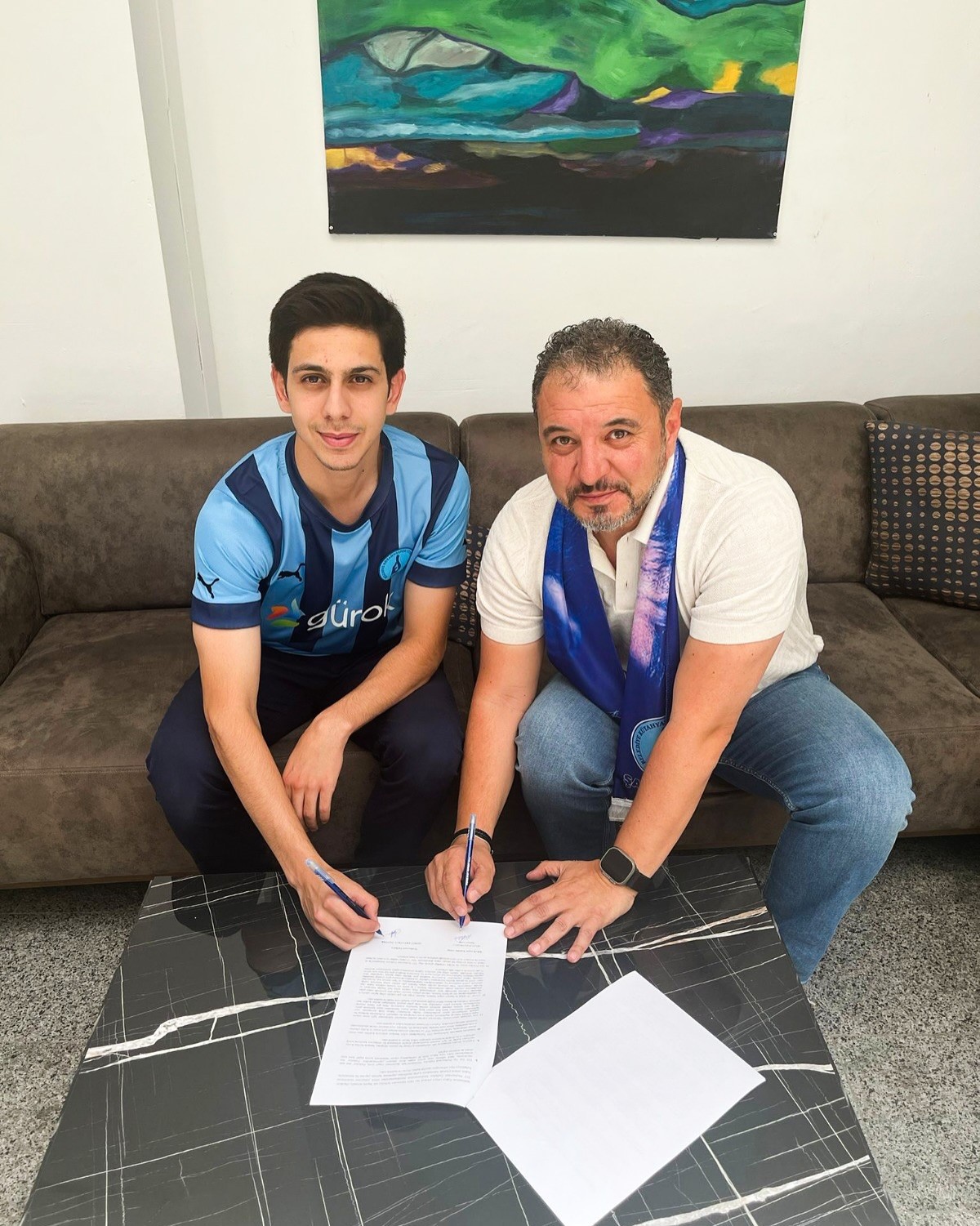 K&uuml;tahyaspor iki gen&ccedil; futbolcuyu kadrosuna kattı
