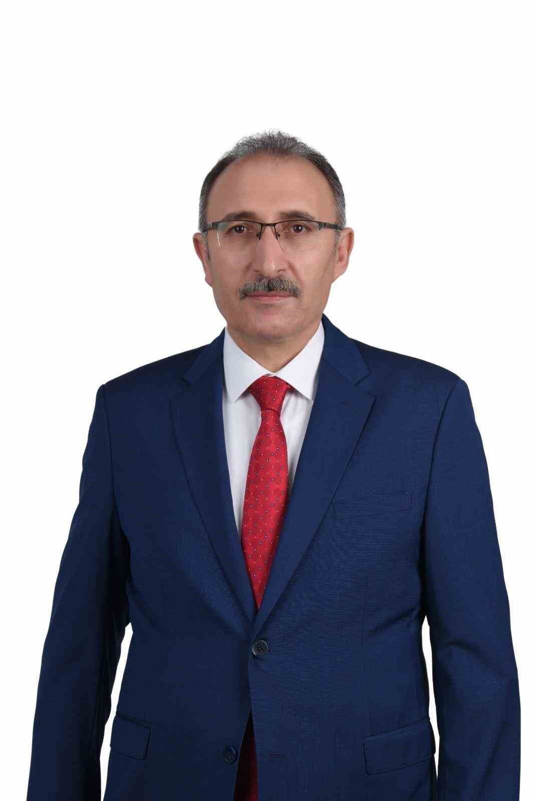 Tercih sreci balad, Rektr Gkta rencilere seslendi
