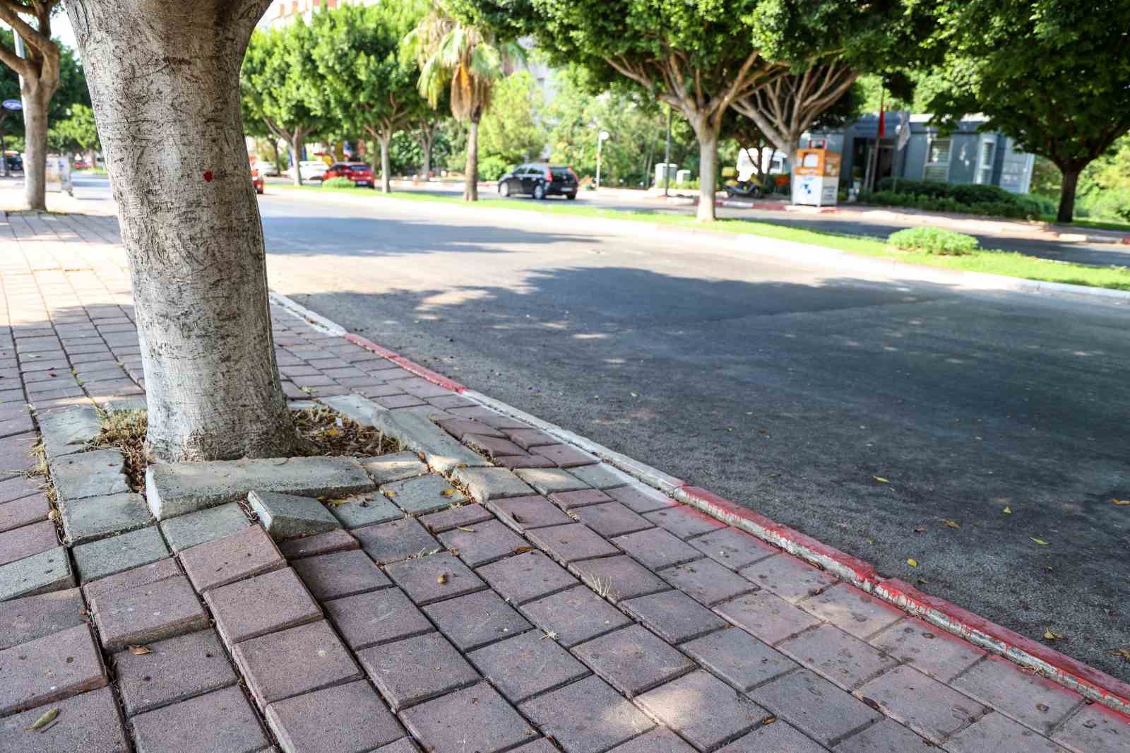 Konyaaltı&rsquo;nda yol trafiğe kapanıyor
