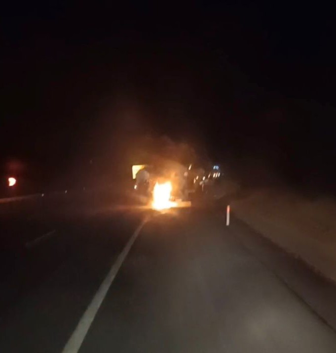 Osmaniye’de seyir halindeki tanker yandı