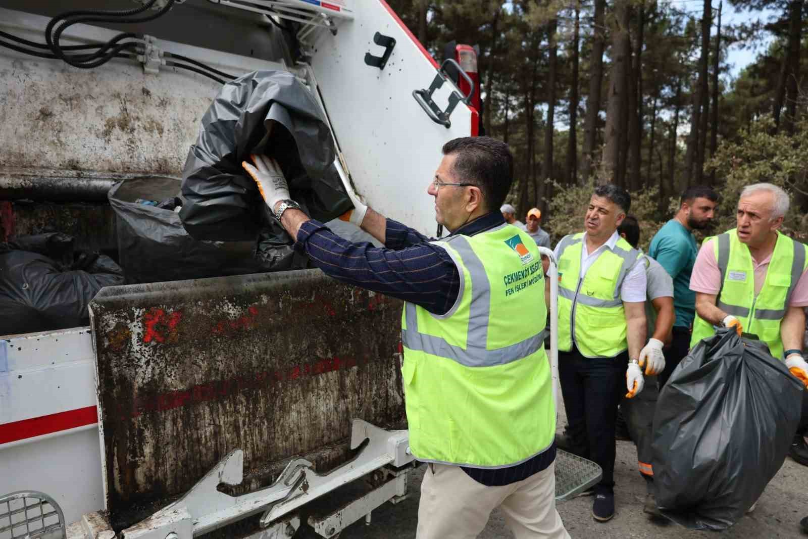 Çekmeköy’de yangın tehlikesine karşı temizlik seferberliği
