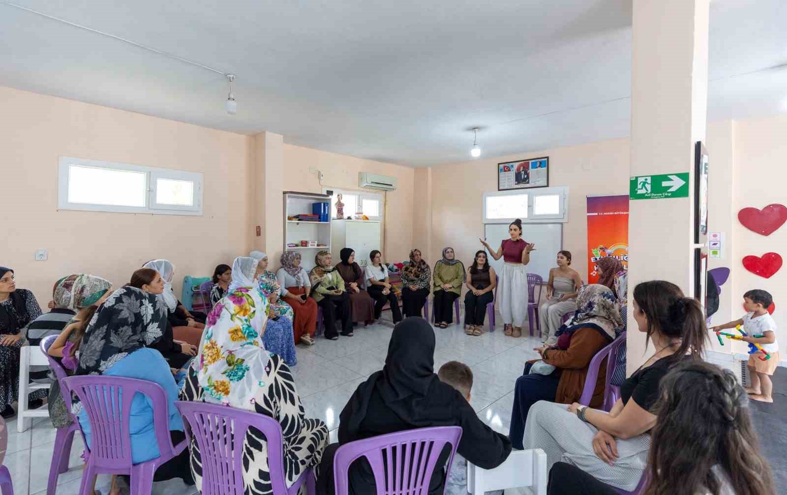 Mersin&rsquo;de erken yaşta evliliklere karşı farkındalık eğitimi
