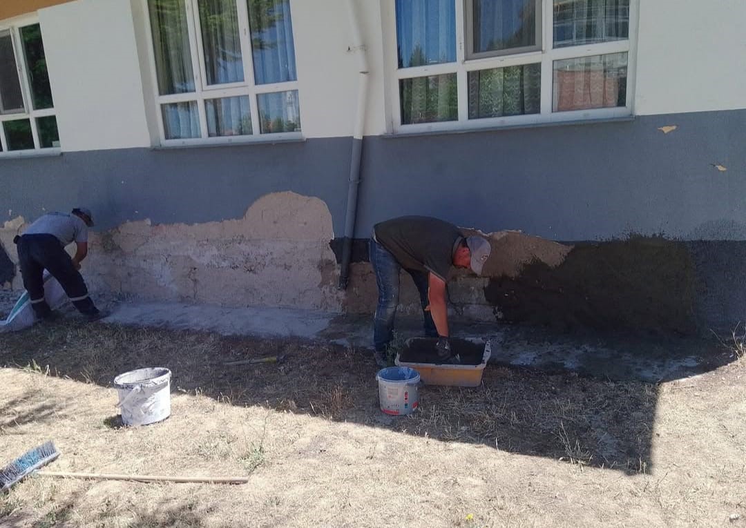 Tavşanlı’da okullarda yaz dönemi onarımları sürüyor