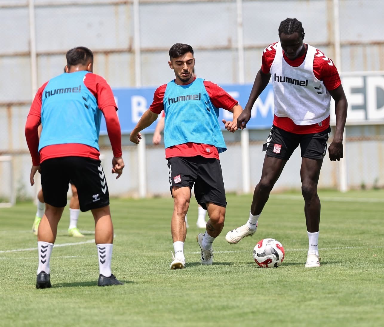 Sivasspor’da Erzurum maçı hazırlıkları sürüyor