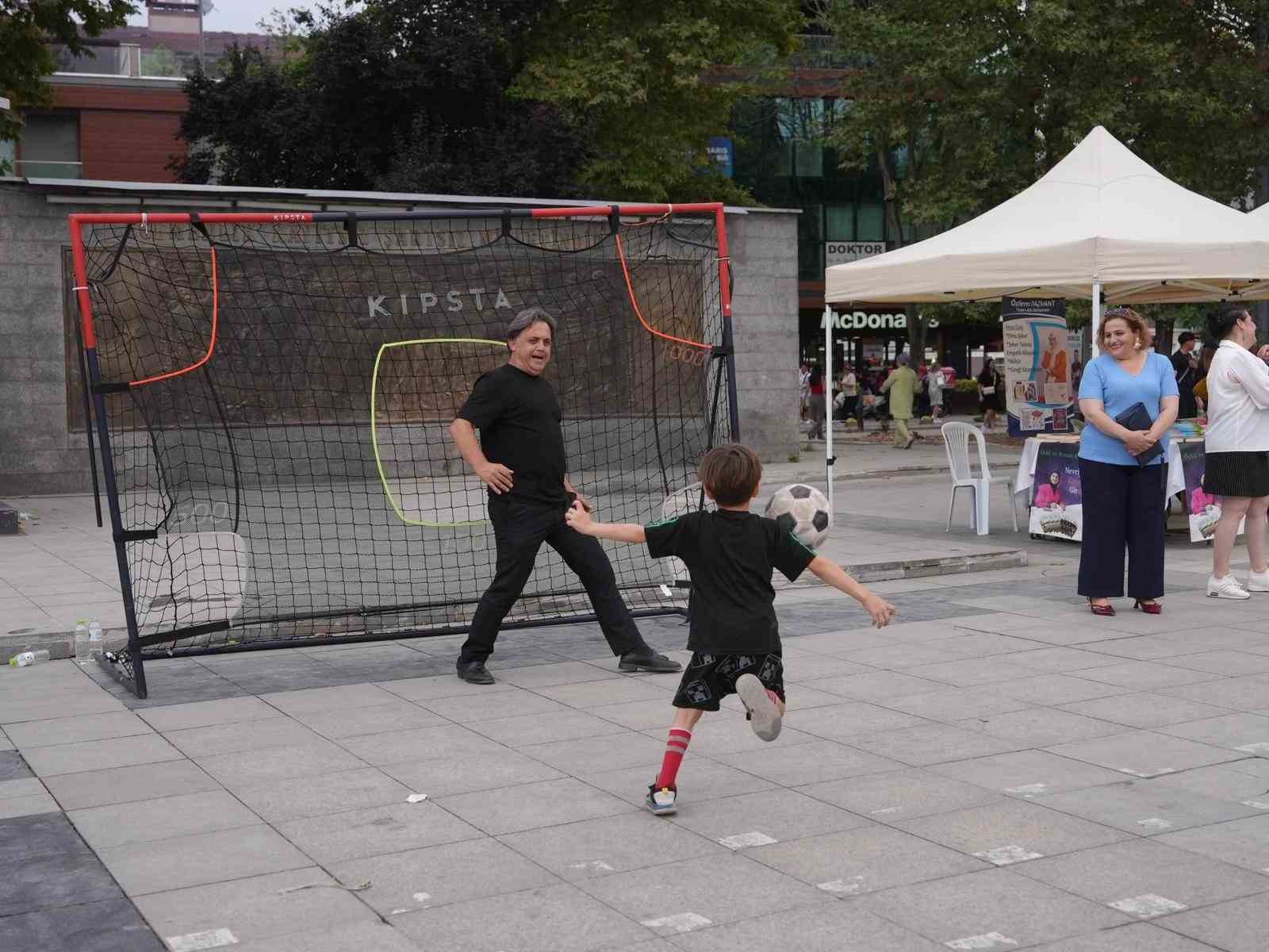 Dünya Düzce Günlerinde çocuklar sosyal ve sportif etkinliklerle eğlendi