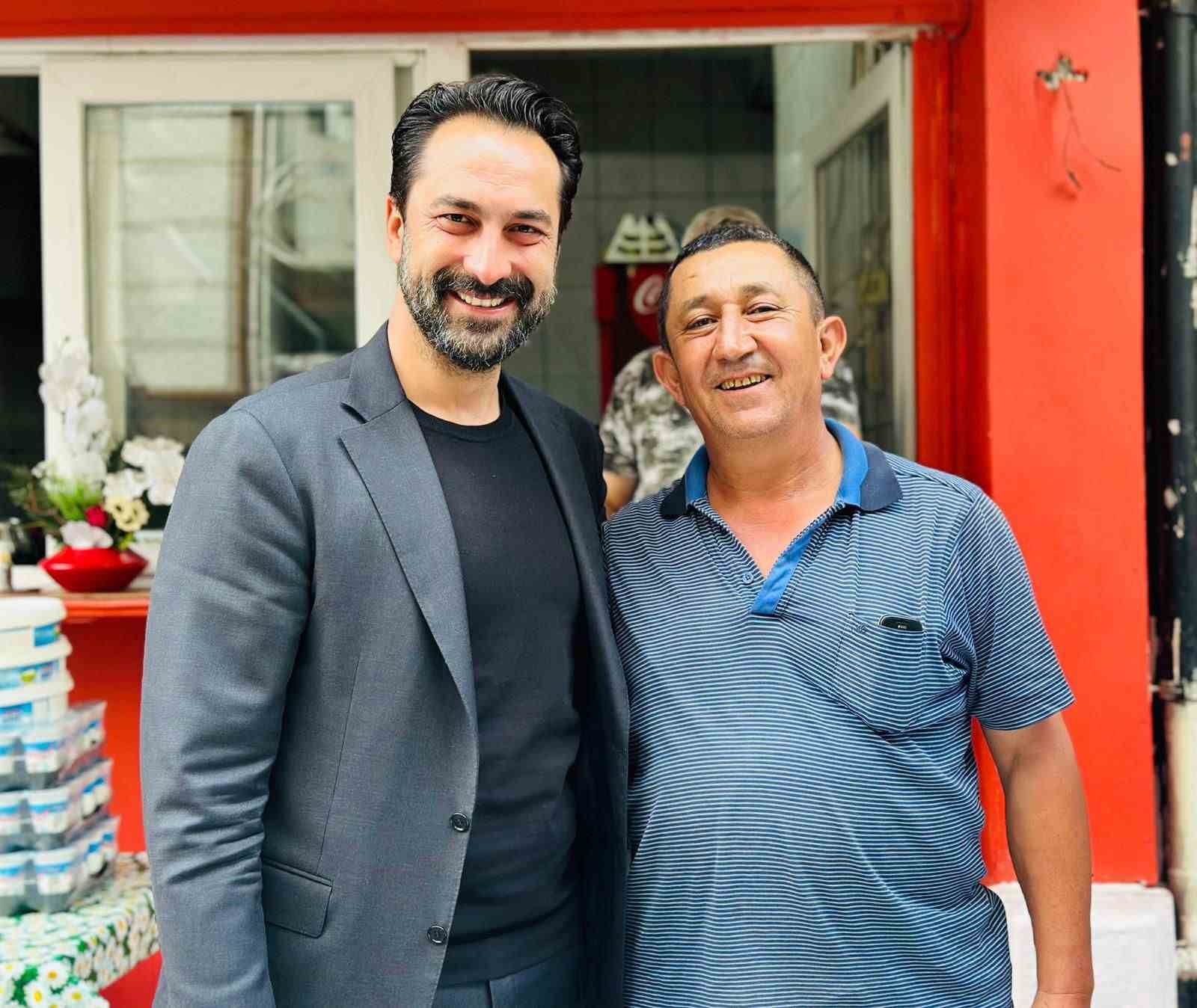 Arınç, pazarcı esnafını dinledi
