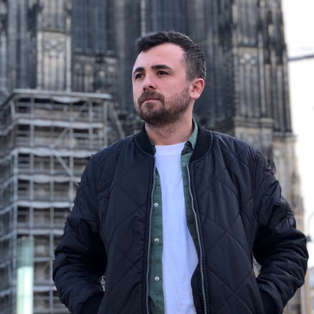 K&uuml;rek s&ouml;rf&uuml; yaparken kaybolmuştu, son yolculuğuna uğurlandı
