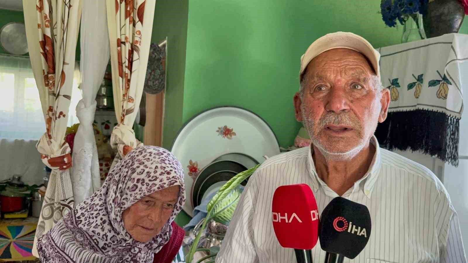 Yaşlı &ccedil;iftten alkışlanacak bağış
