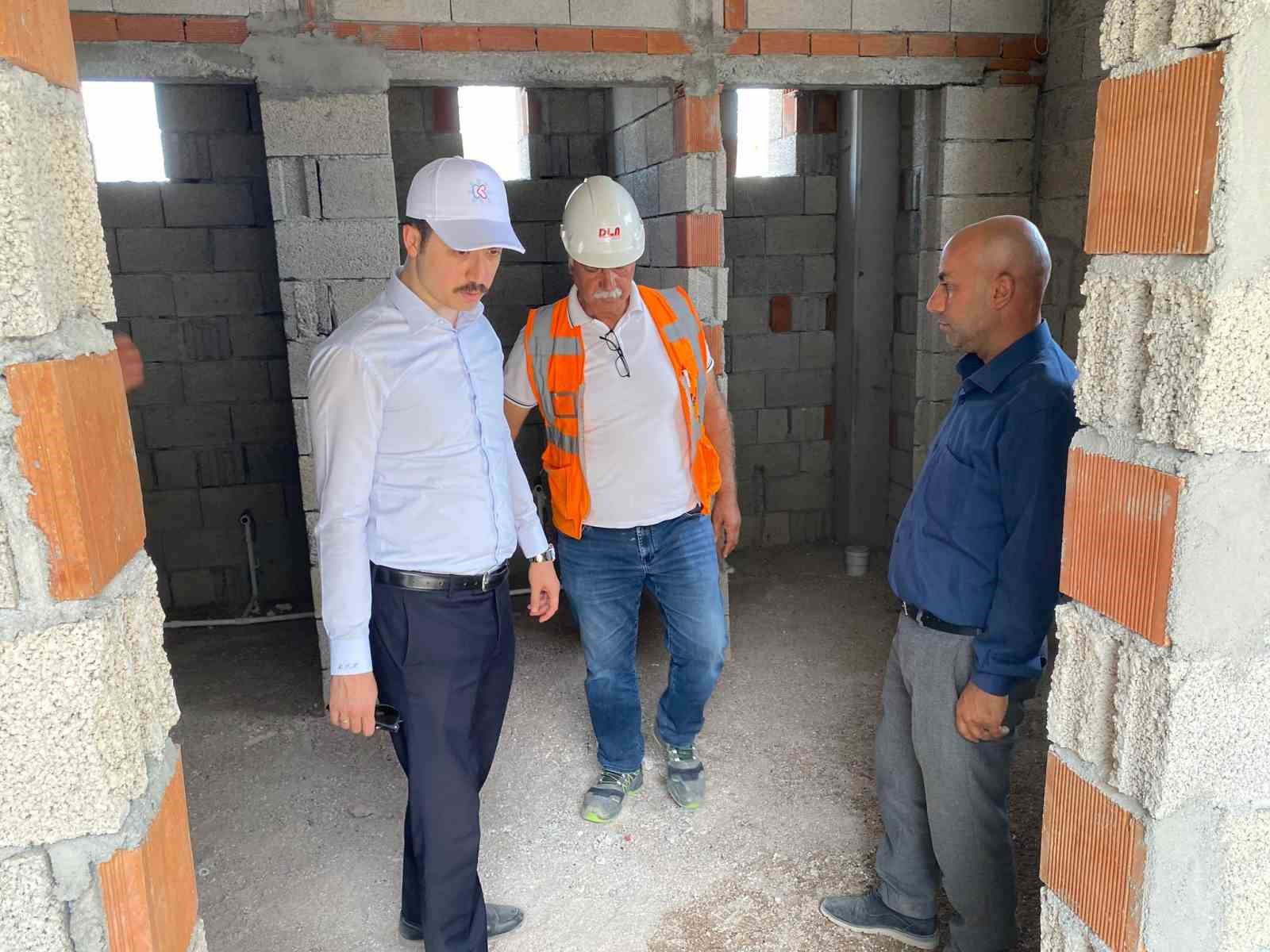 Digor’da Cami yapımı devam ediyor