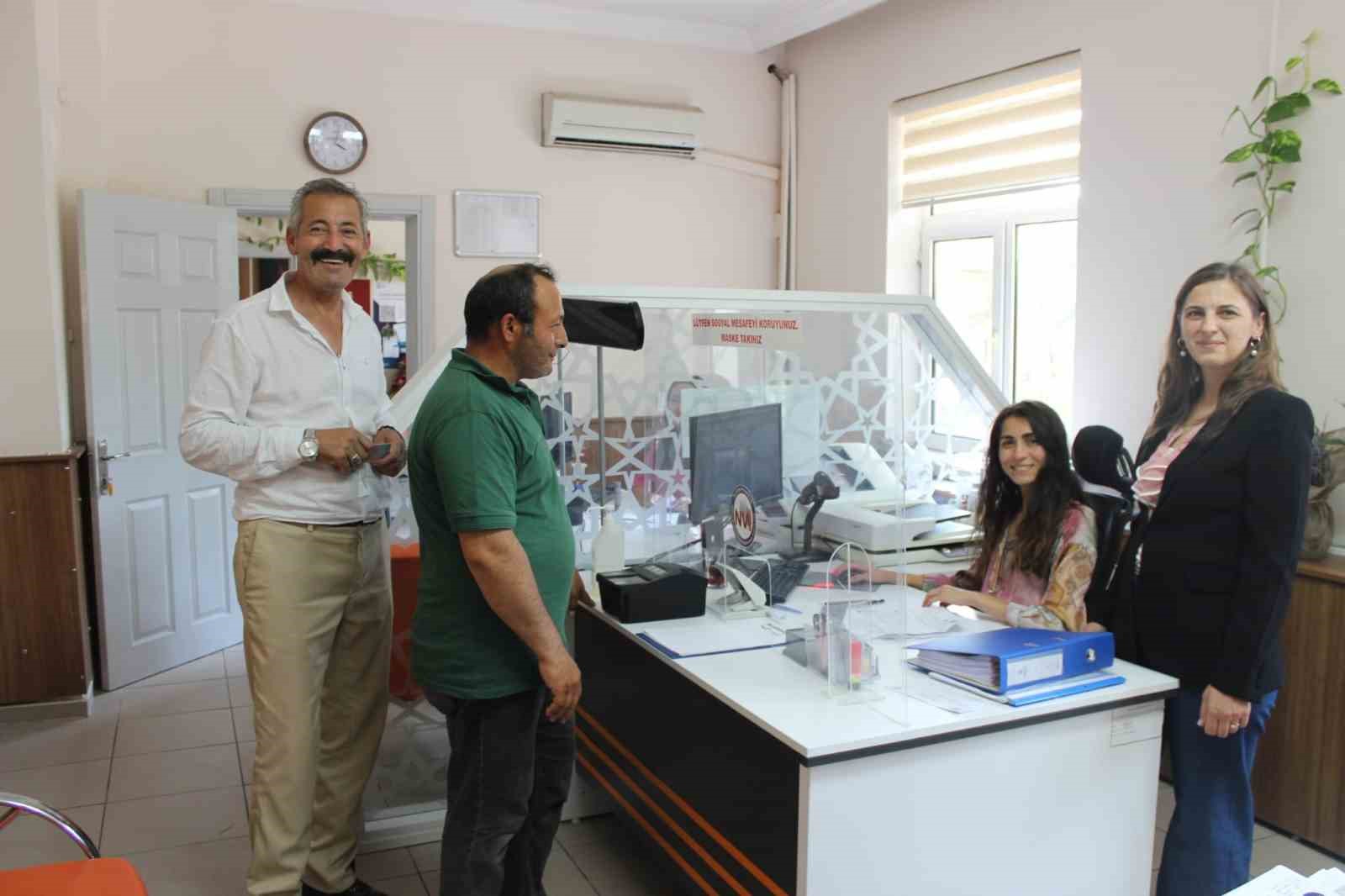 Yoğun ve fedakar çalışma ile ilçe halkının takdirini kazandılar