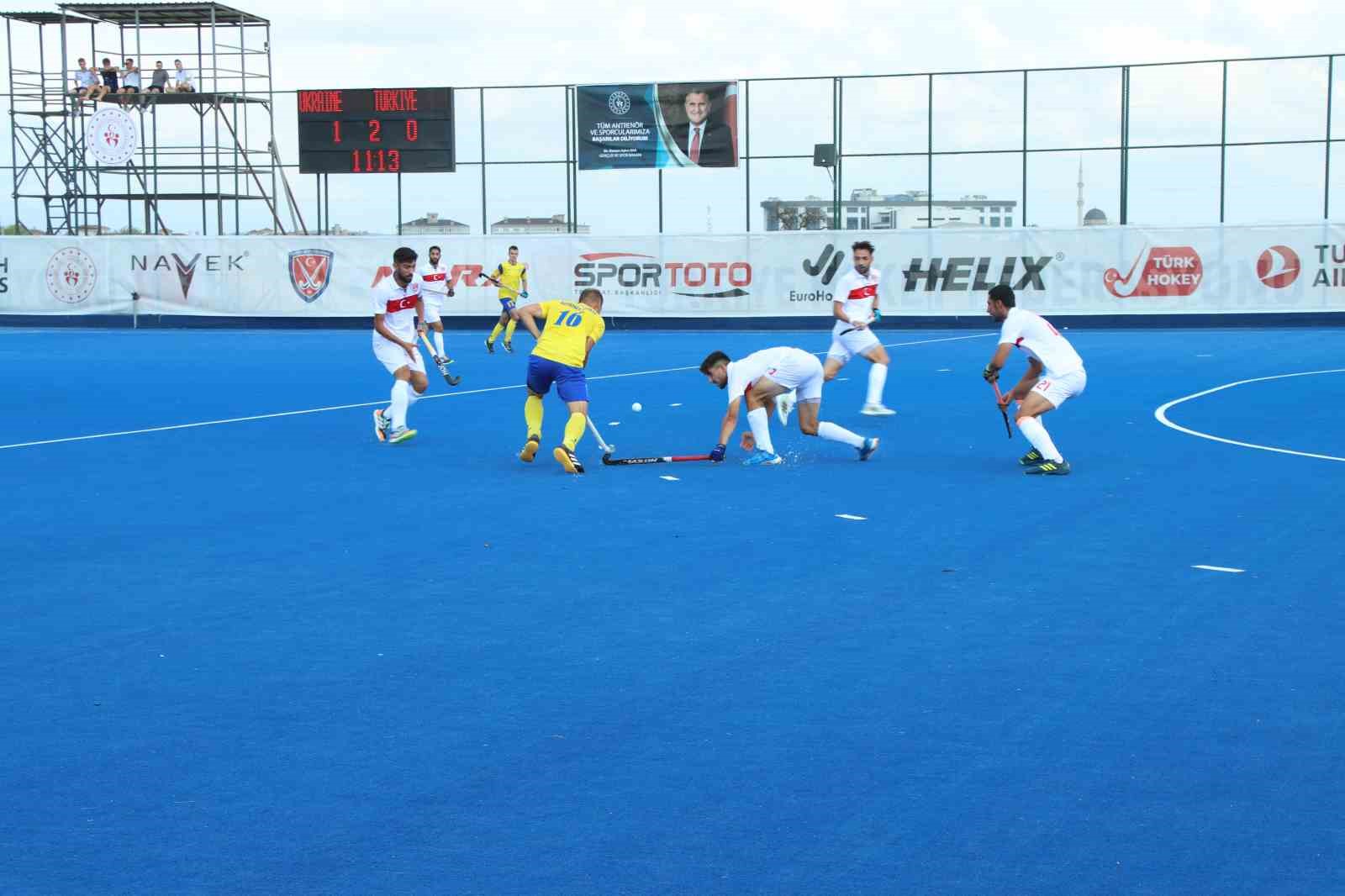 Açık Alan Hokeyi Erkekler Avrupa Şampiyonası 3’te Ukrayna şampiyon oldu