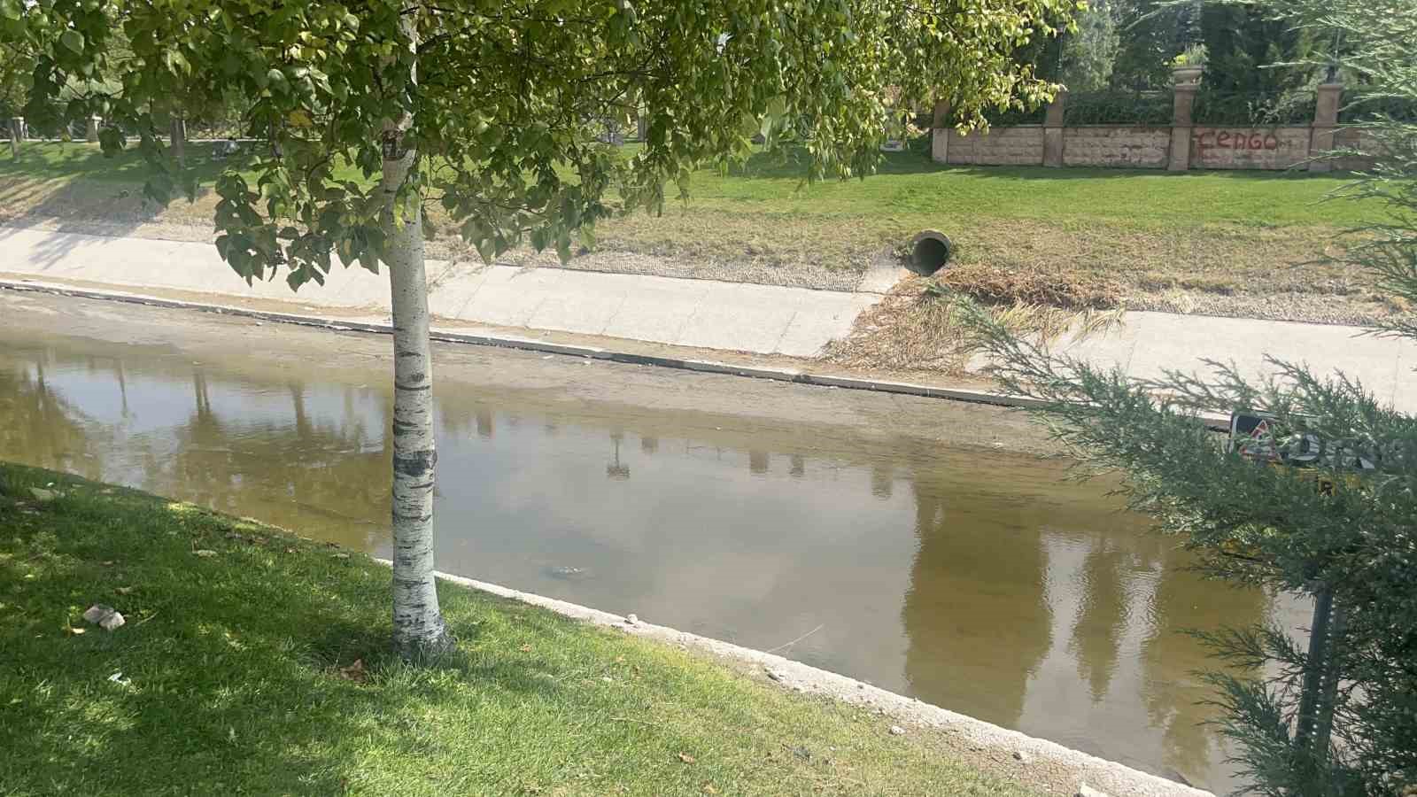 Porsuk &Ccedil;ayı&rsquo;nın su seviyesi azaldı
