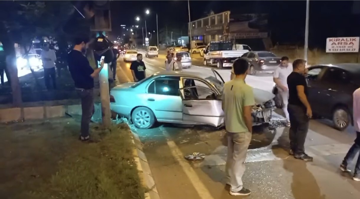Muş&rsquo;ta trafik kazası: 1 kişi yaralandı
