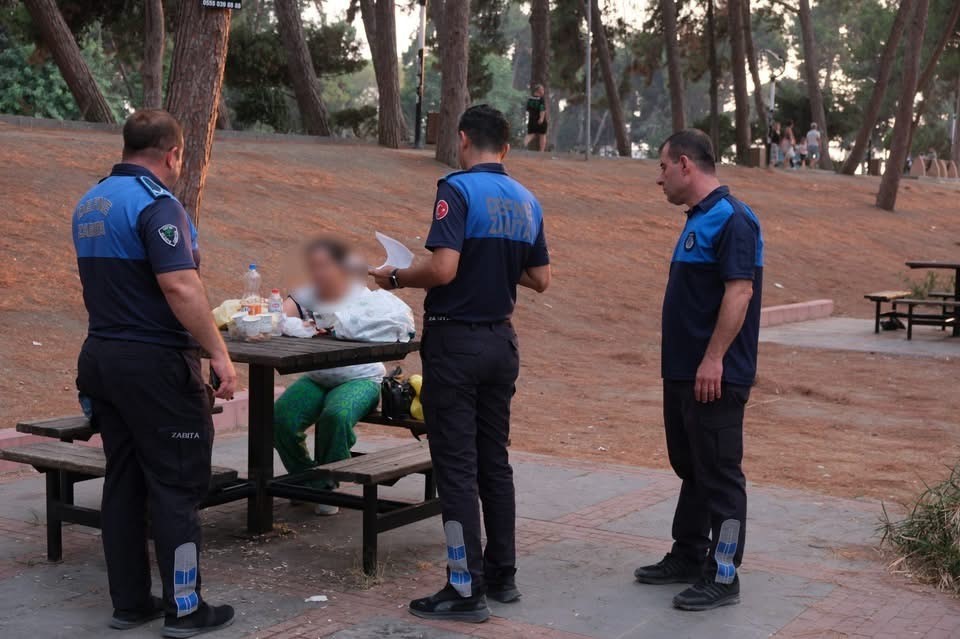 Defne Belediyesi zabıta ekipleri çevre kirliliğine karşı denetimleri sürdürüyor