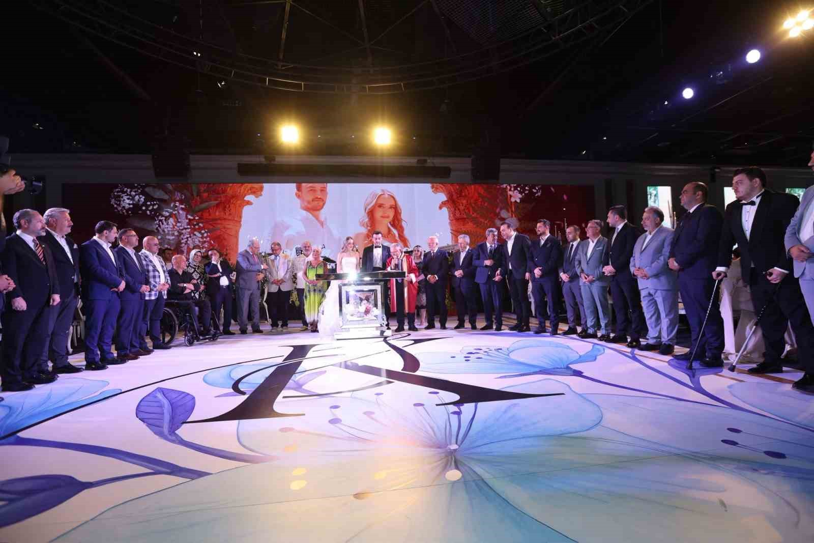 Saçmacı ve Kürtüncü ailelerinin mutlu günü