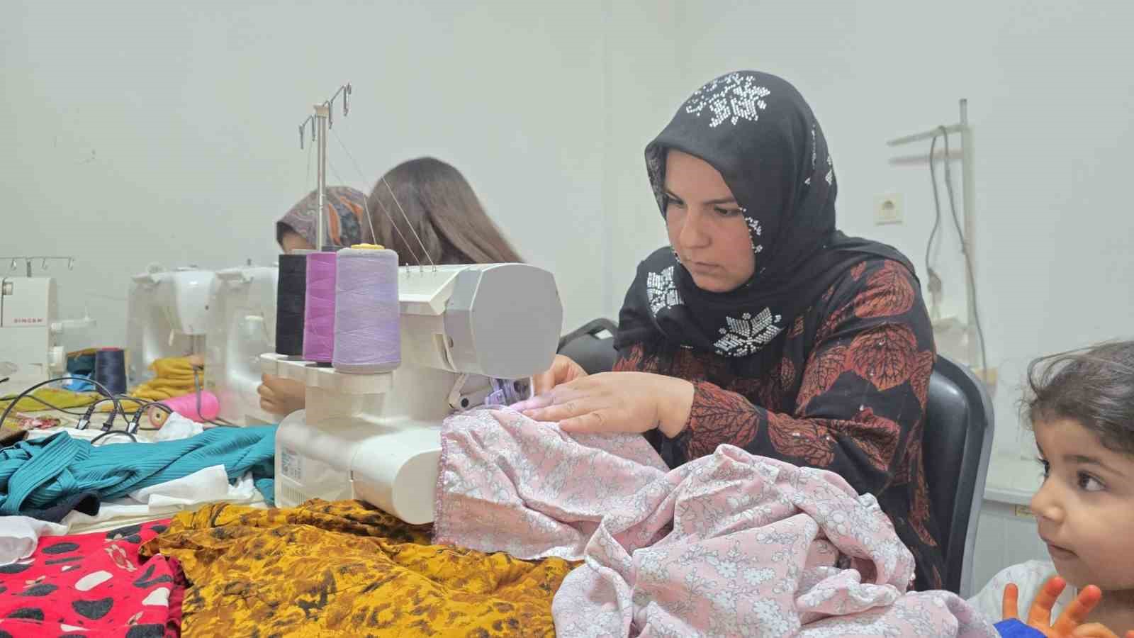 Eyy&uuml;biye&rsquo;de kadınlar &uuml;retiyor, &ouml;ğreniyor, g&uuml;&ccedil;leniyor
