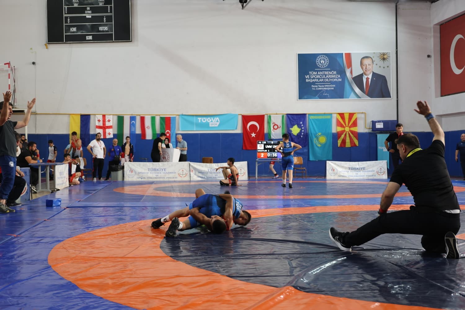 Artvin’de uluslararası güreş turnuvası düzenlendi