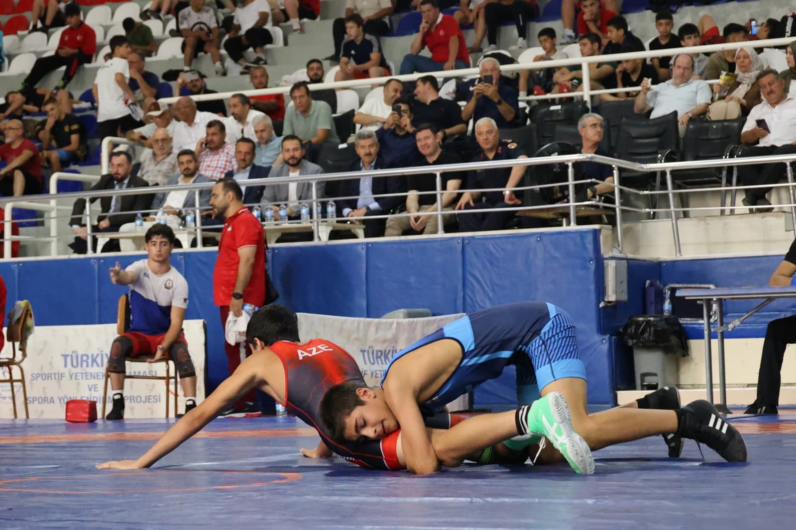 Artvin’de uluslararası güreş turnuvası düzenlendi