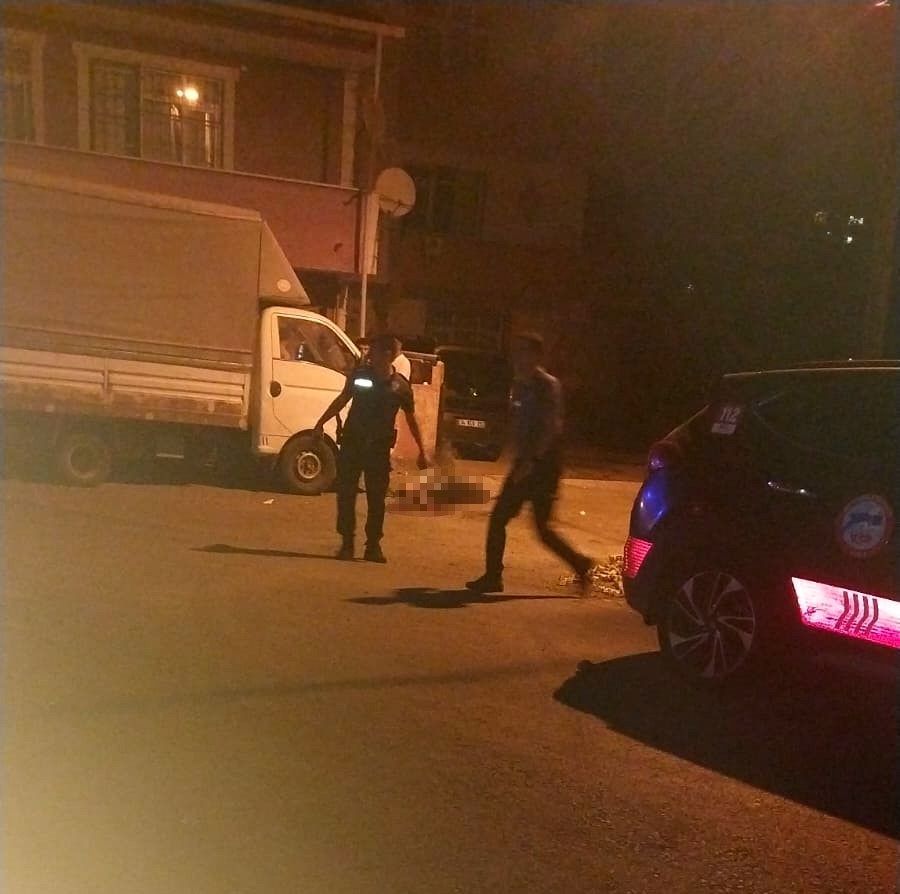 Sancaktepe’de kardeş kavgası kanlı bitti: 1 ölü, 1 yaralı