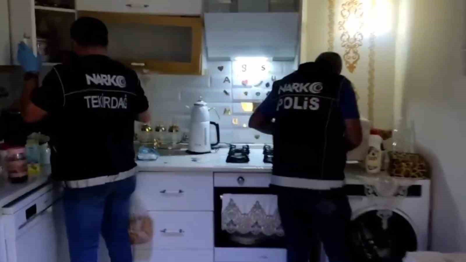 Mahalle mahalle uyuşturucu temizliği: Torbacılara nefes yok