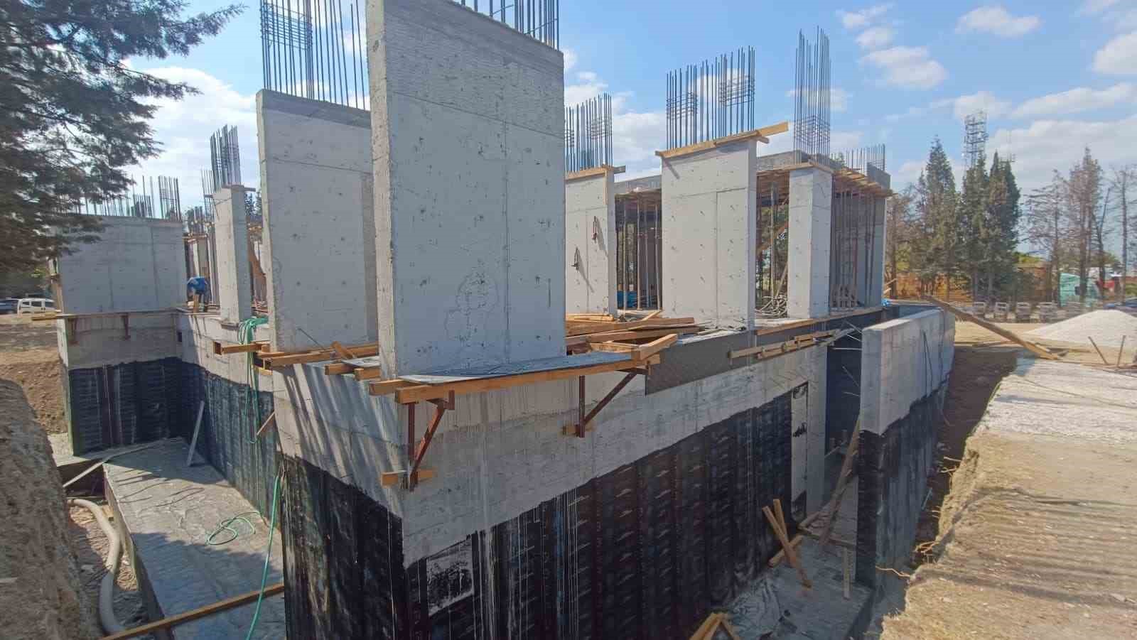 Yunusemre Mesleki Eğitim Merkezi&rsquo;nin inşaatı y&uuml;zde 50 tamamlandı
