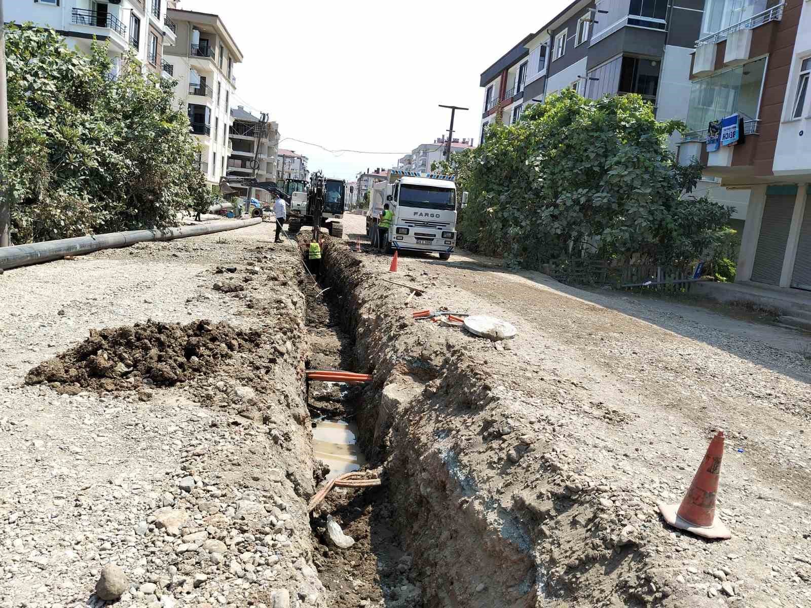 Ordu Şehir Hastanesi&rsquo;nin i&ccedil;me suyu ve kanalizasyon hattı &ccedil;alışmaları s&uuml;r&uuml;yor
