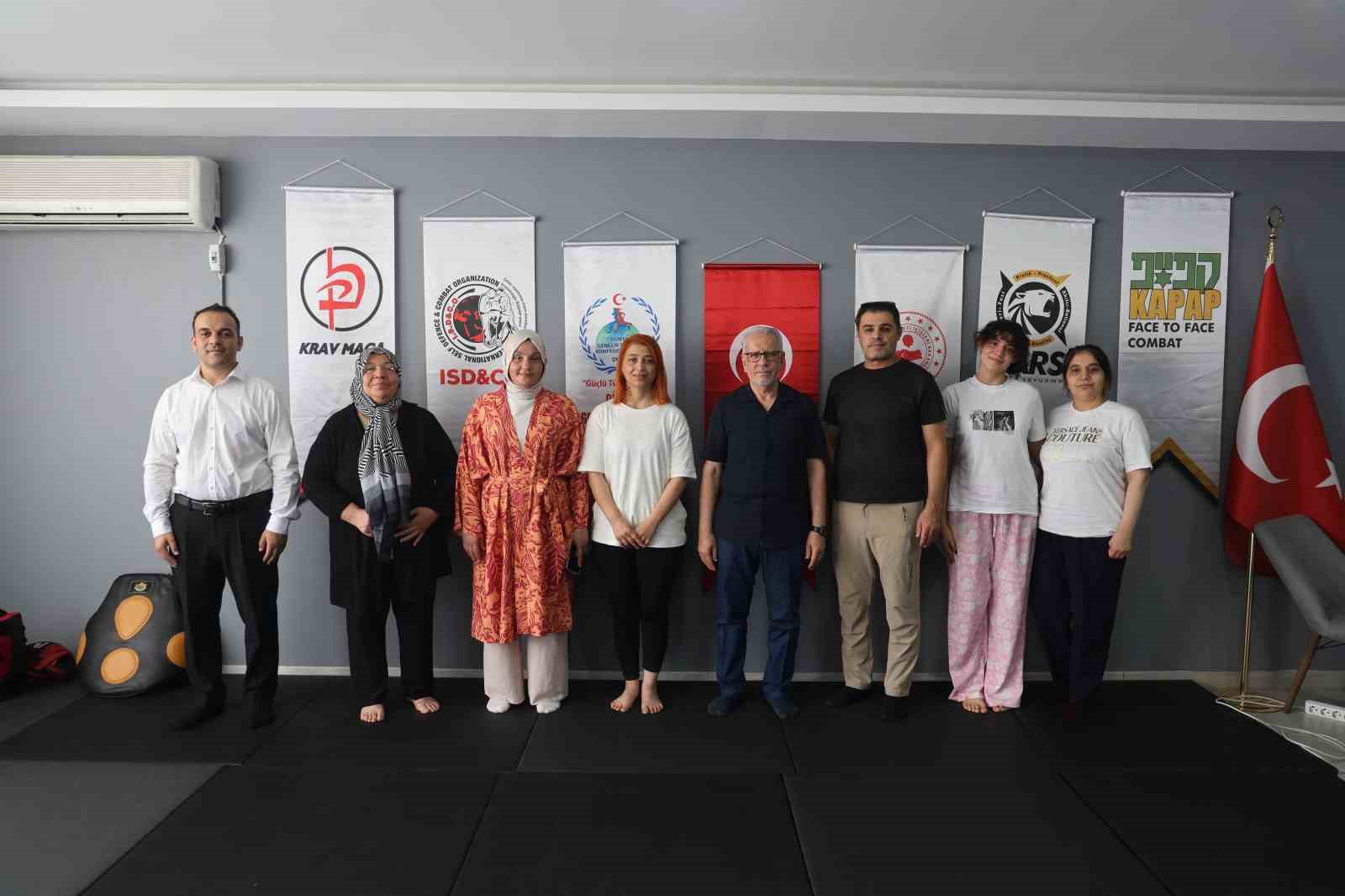 Diyarbakır&rsquo;dan başlayıp T&uuml;rkiye&rsquo;nin bir&ccedil;ok ilinde 17 bin insana ulaştılar
