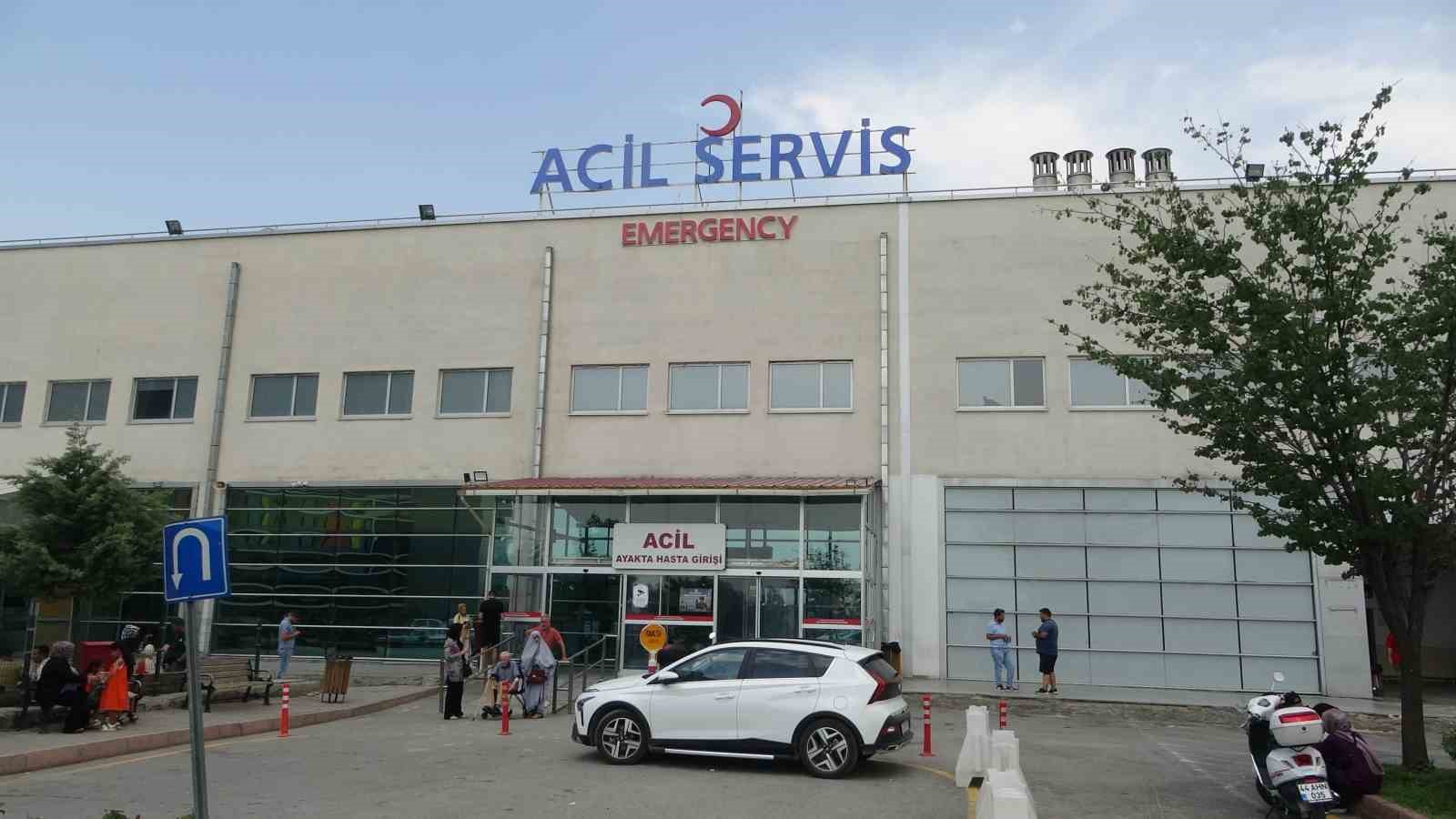 Malatya’da pikap yayaya çarptı: 1 yaralı