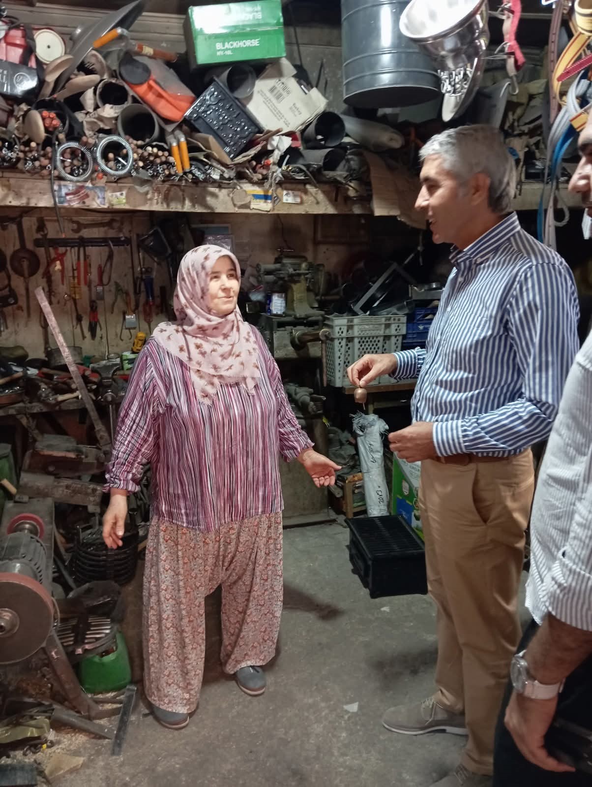 Beypazarı Kaymakamı &Uuml;nal Coşkun&rsquo;dan esnaf ziyareti
