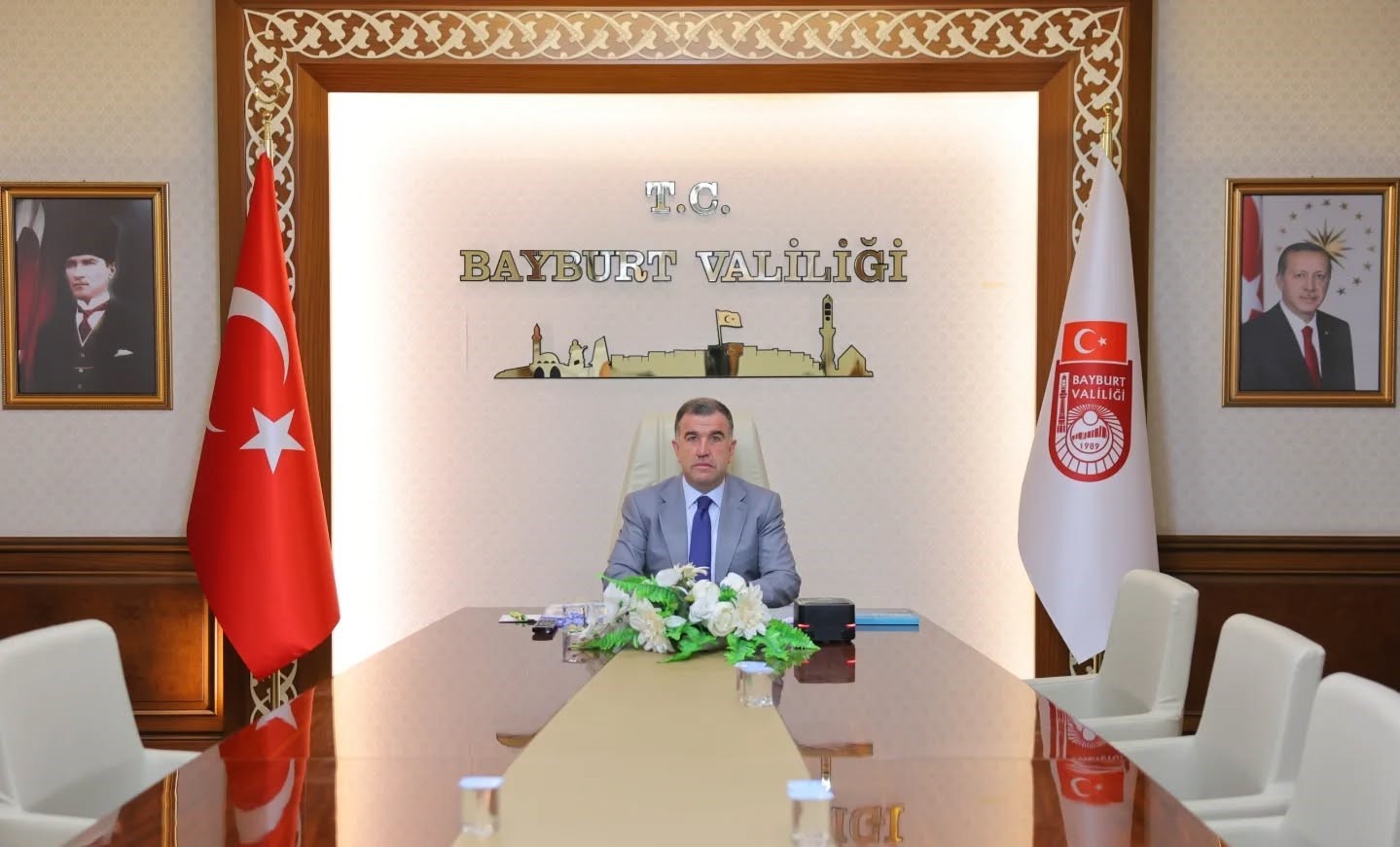 Vali Eldivan Bakan Yerlikaya başkanlığındaki toplantıya katıldı