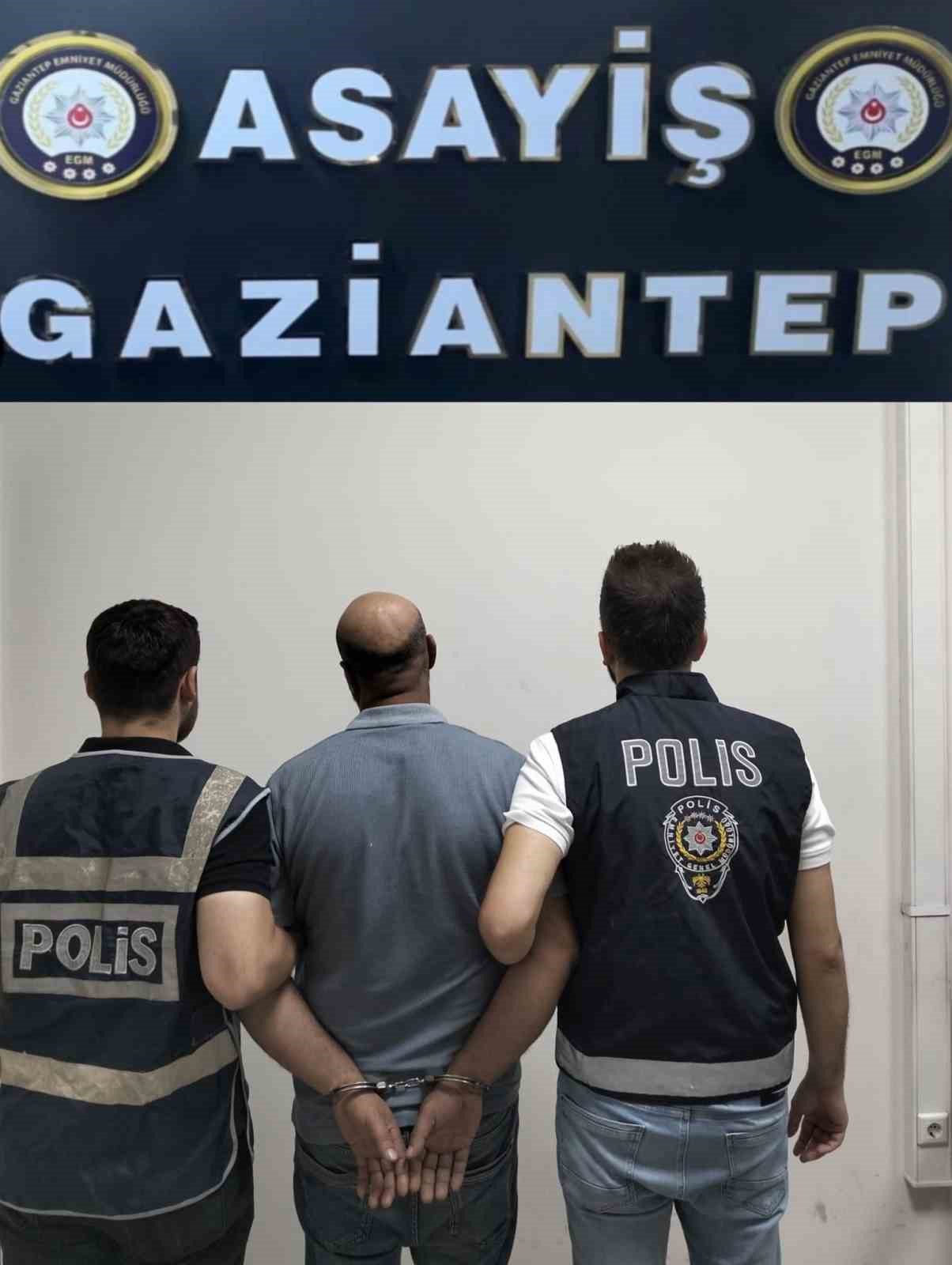 Gaziantep’te 30 yıl kesinleşmiş cezayla aranan şahıs yakalandı