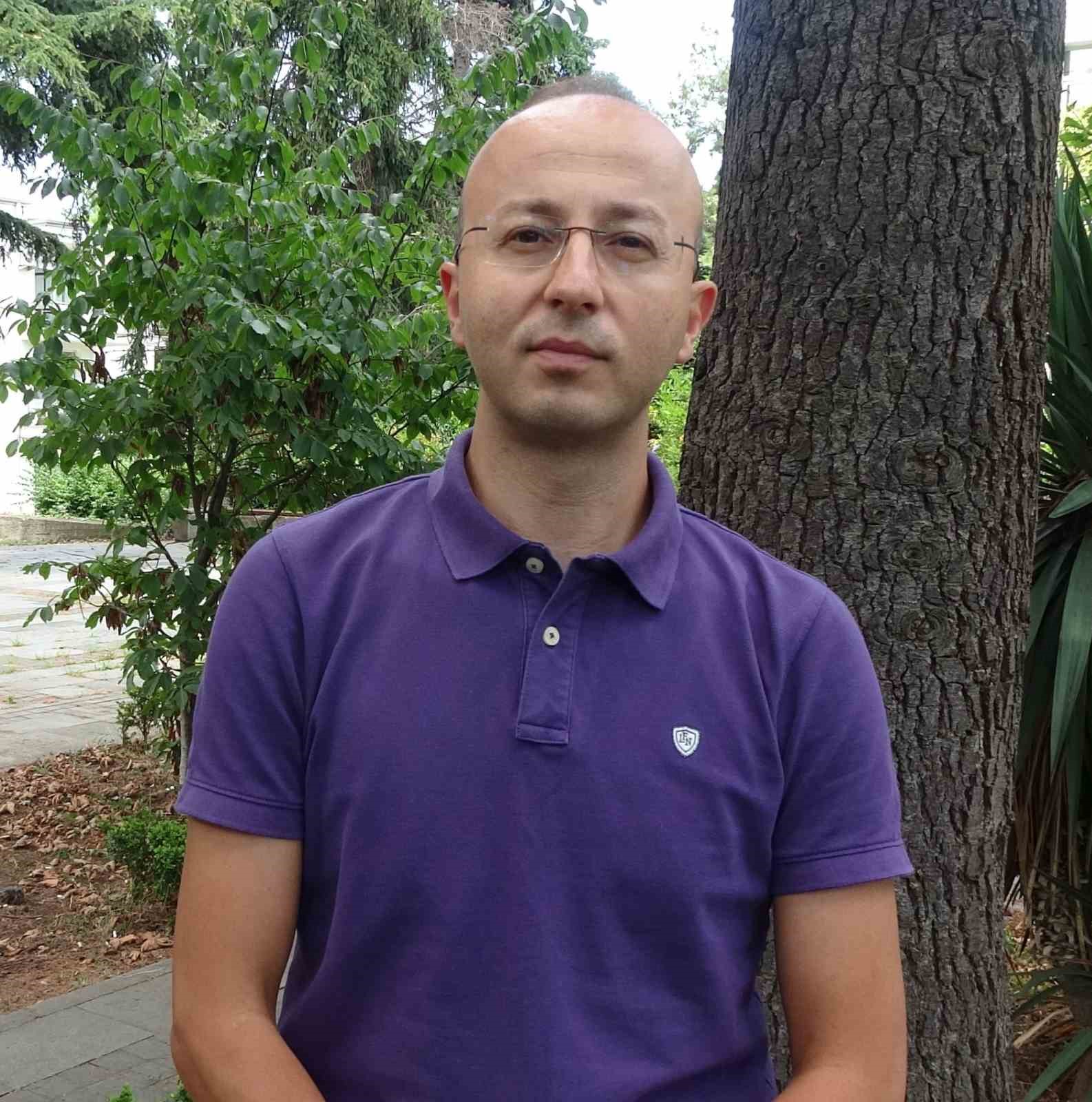 Doç. Dr. Kadir Alperen Coşkuner, "Doğu Karadeniz çok yağış alır, bu nedenle yangın olmaz şeklinde bir inanış vardır ancak bu doğru değildir"
