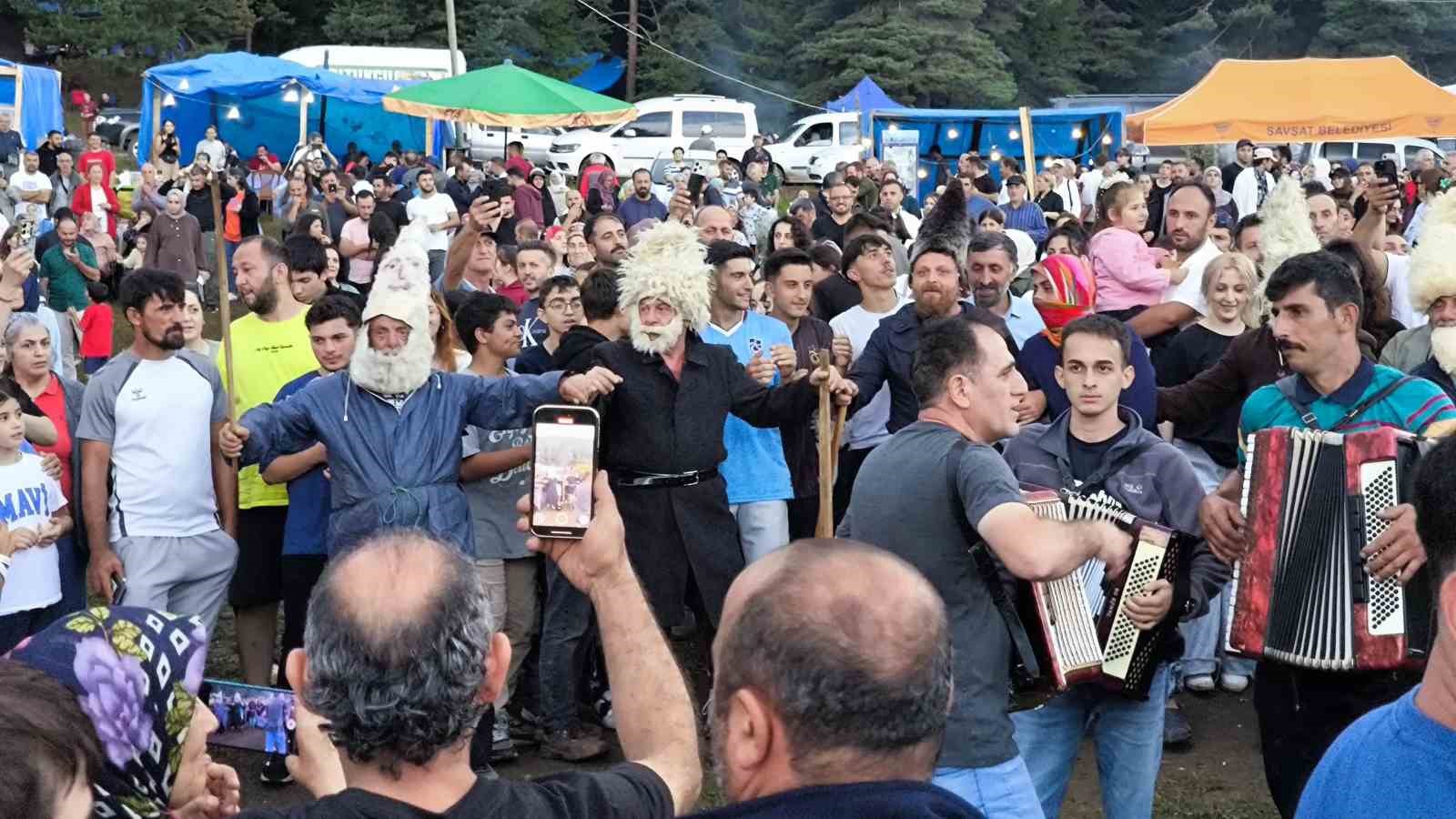 Artvin’de Satave Gevrek Festivali’nde Türk-Gürcü kültürü yaşatıldı
