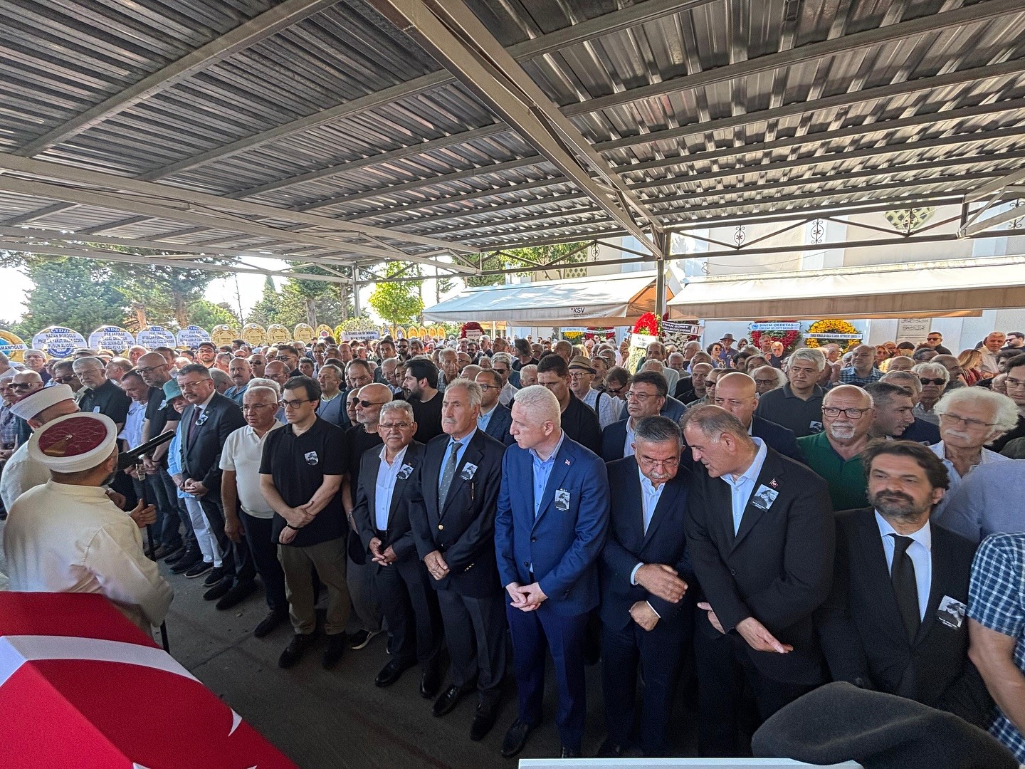 Metin Sözen son yolculuğuna uğurlandı