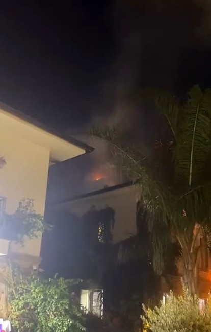 Side Antik Kent’te restoranın bacasında çıkan yangın büyümeden söndürüldü