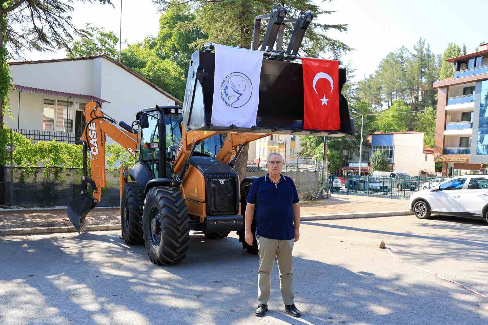 &Ccedil;ameli Belediyesi ara&ccedil; filosunu g&uuml;&ccedil;lendirmeye devam ediyor
