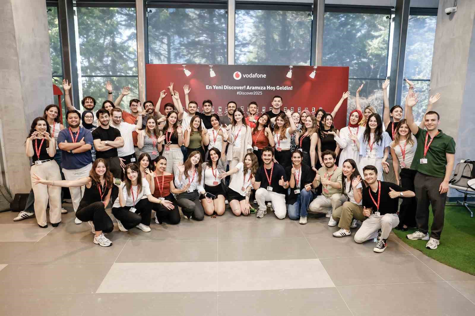 Vodafone Discover&rsquo;la 48 yeni mezun daha &ccedil;alışma hayatına katıldı
