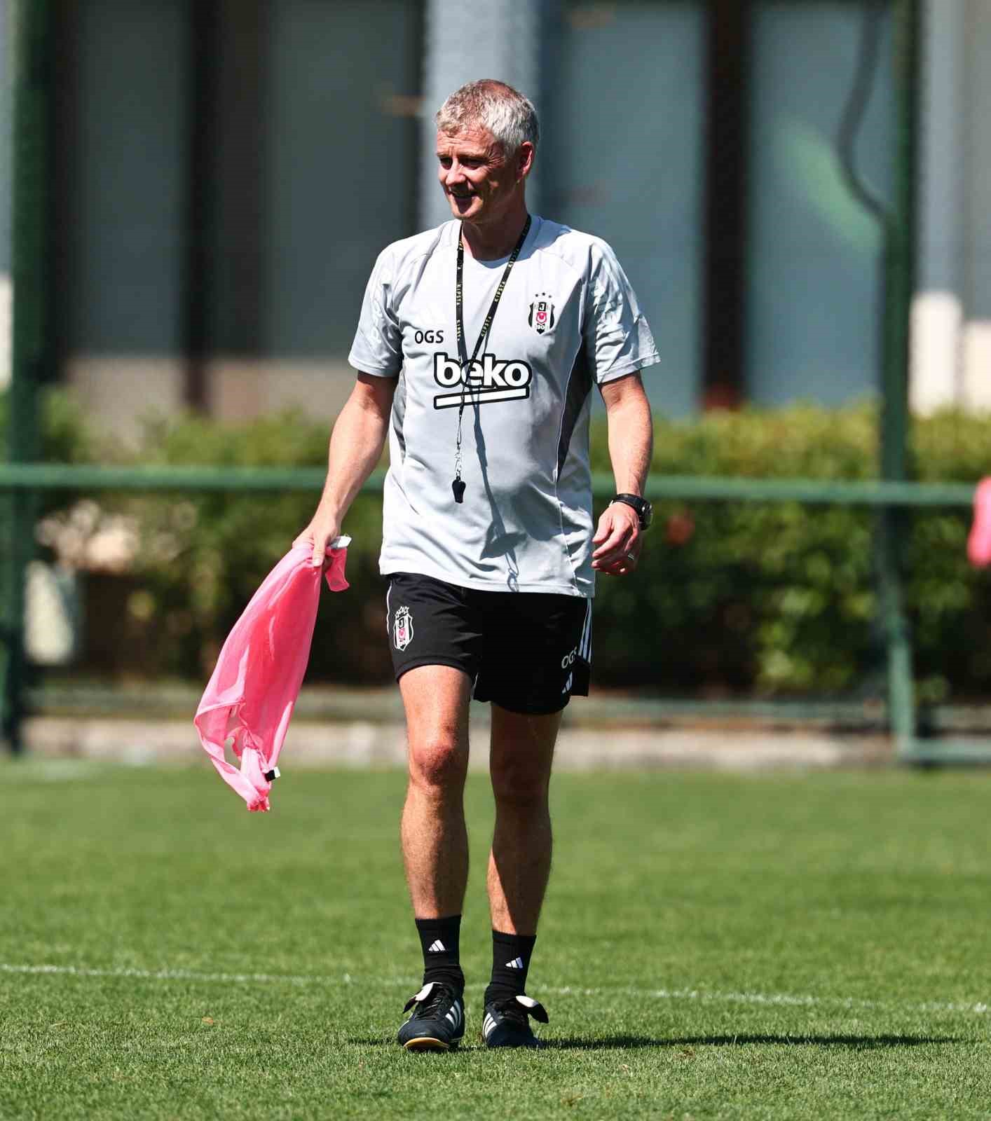 Beşiktaş, St. Patrick’s maçı hazırlıklarını sürdürdü
