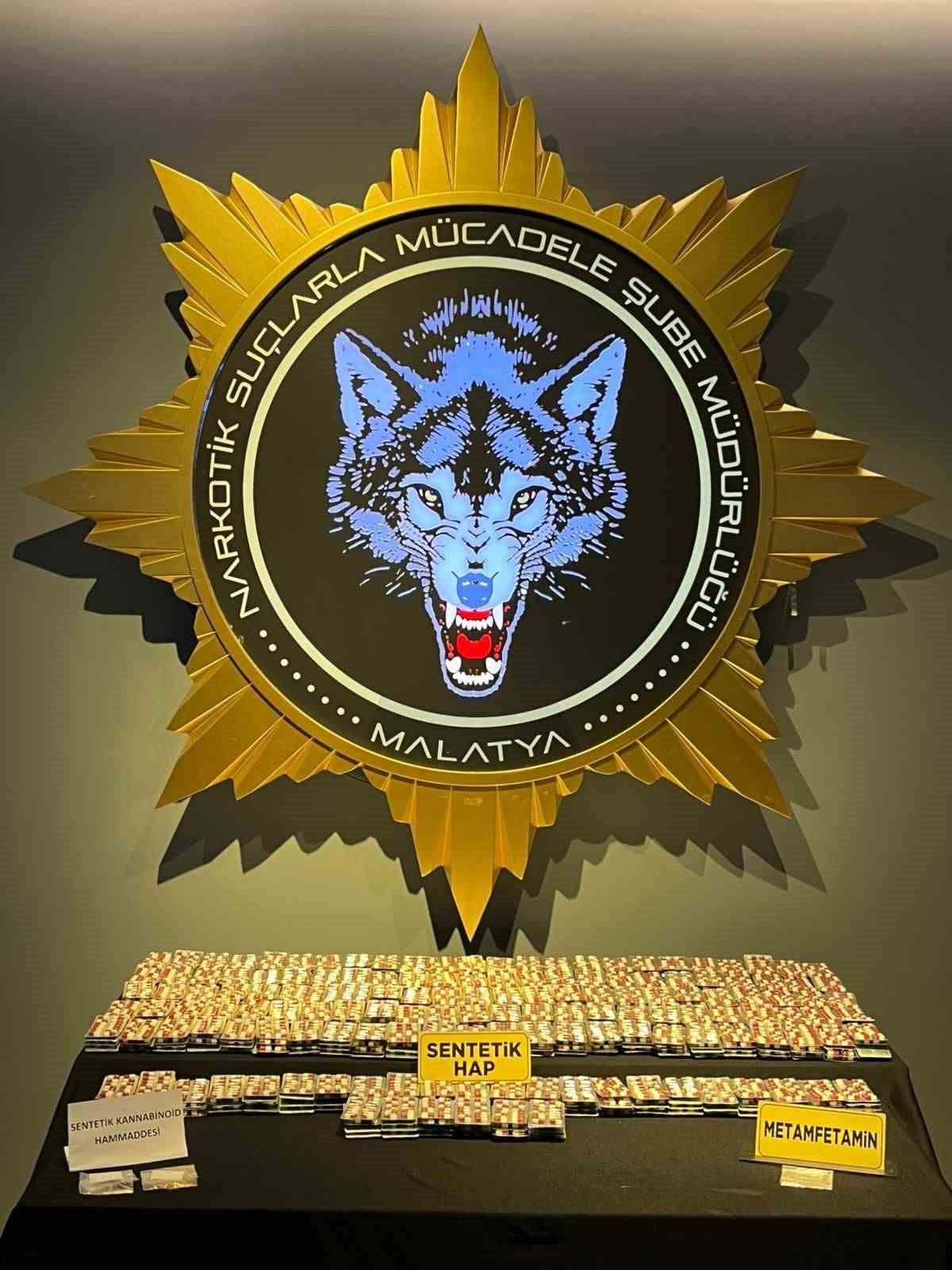 Malatya&rsquo;da zehir tacirlerine darbe: 9 tutuklama
