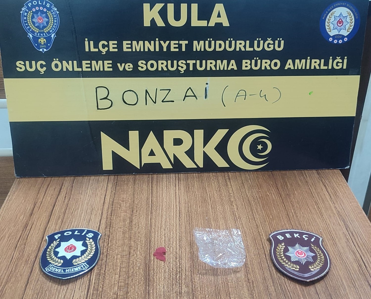 Bir gecede iki uyuşturucu operasyonu: 5 Ş&uuml;pheliye işlem yapıldı
