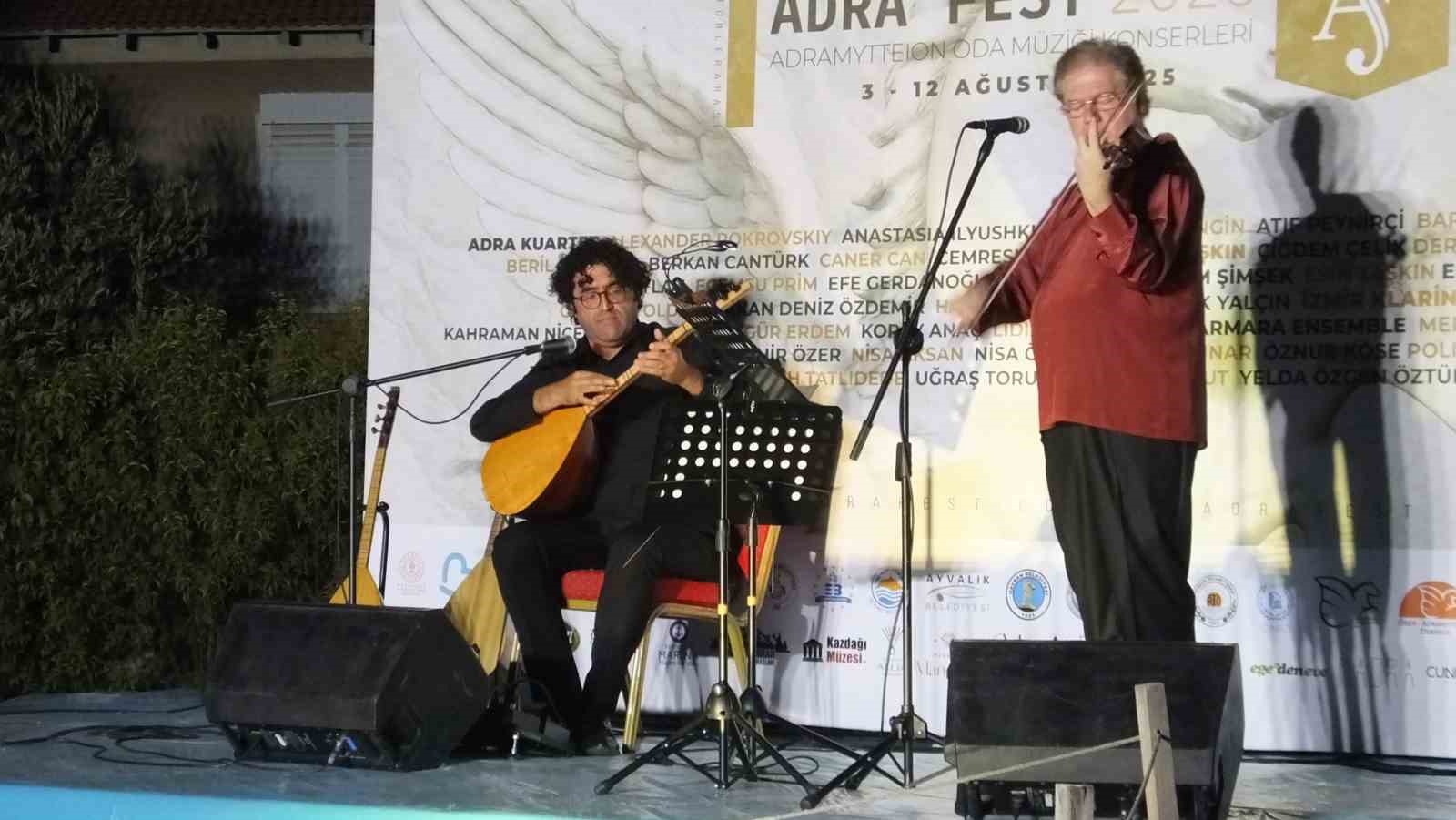 Balıkesir&rsquo;de Uluslararası Adra Fest konserle başladı
