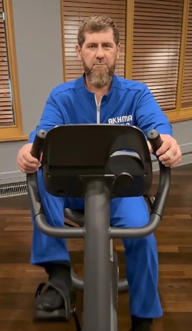 Bodrum&rsquo;da boğulma tehlikesi ge&ccedil;iren &Ccedil;e&ccedil;en Lider Kadirov kendini spora verdi
