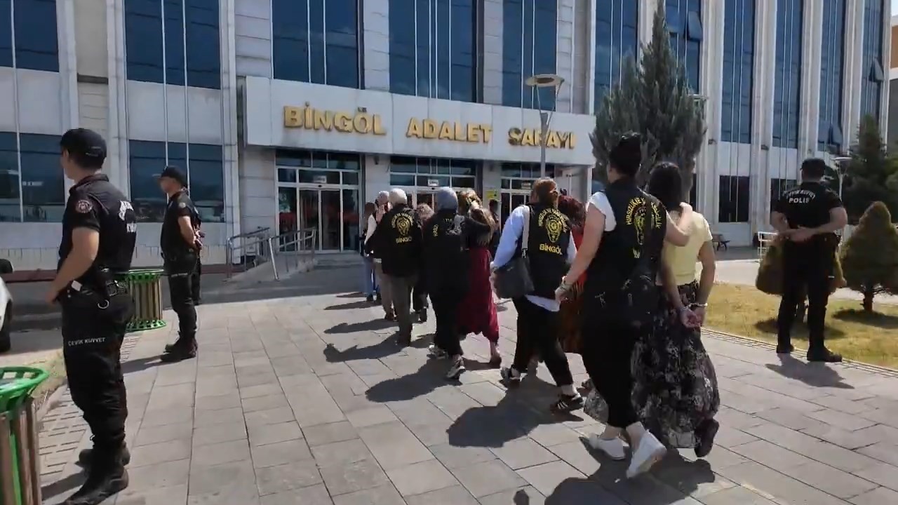 Bingöl’de hırsızlık operasyonu: 10 gözaltı