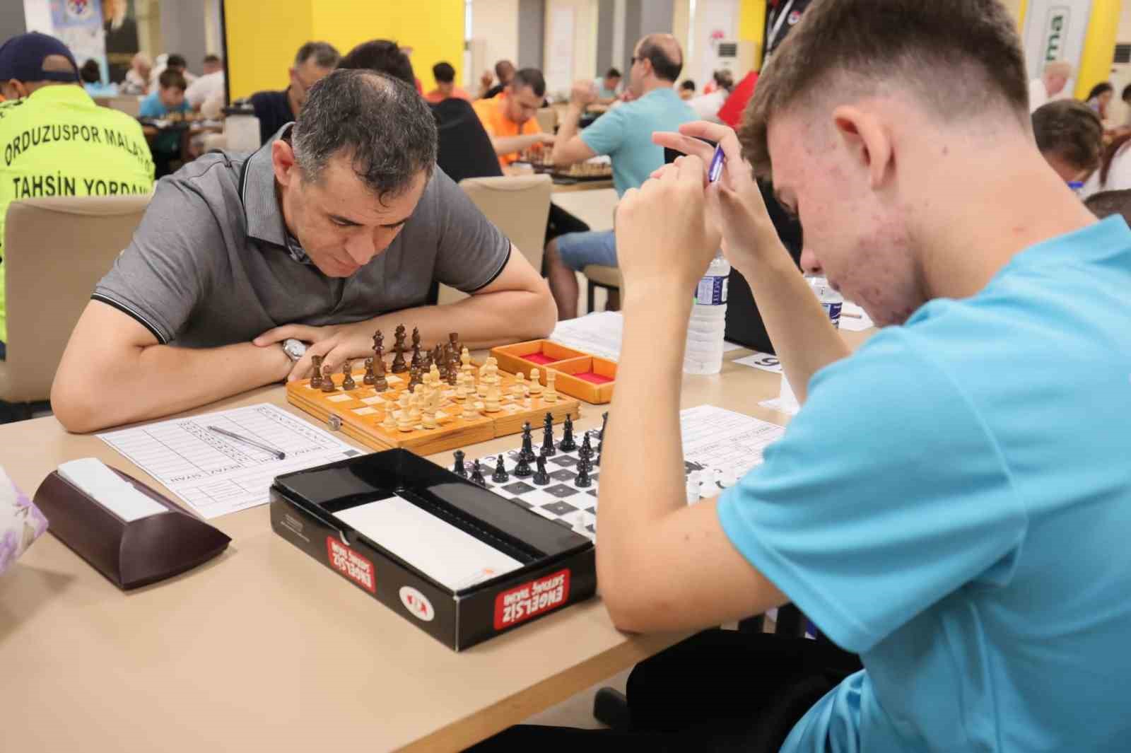 Görme Engelliler Türkiye Satranç Şampiyonası Denizli’de başlıyor