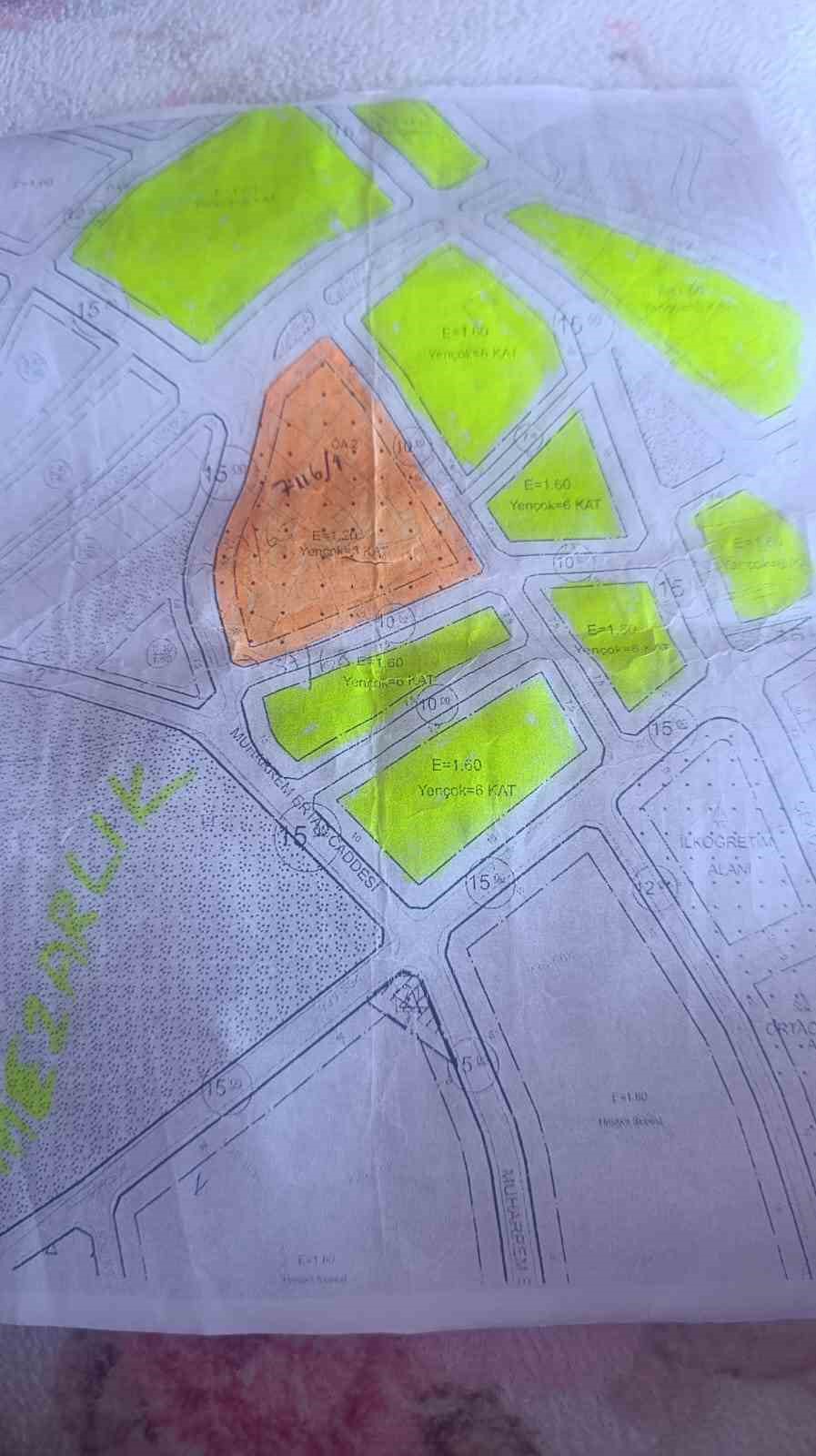 Ertaş&rsquo;ın akrabalarından belediyeye &rsquo;imar revizyonu&rsquo; tepkisi
