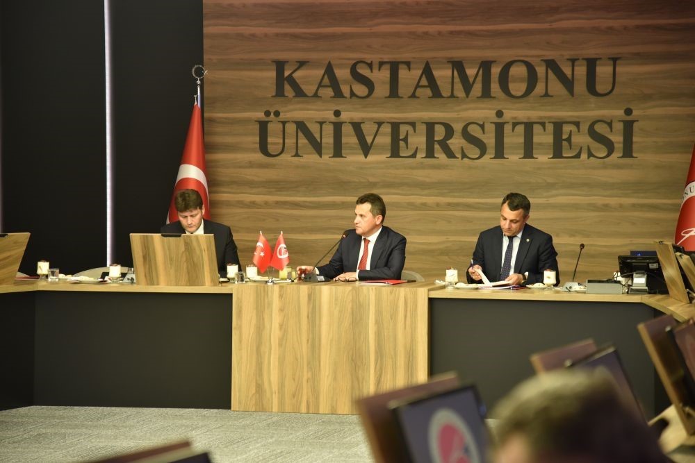 Kastamonu &Uuml;niversitesi&rsquo;nde &uuml;niversite-iş d&uuml;nyası istişare toplantısı ger&ccedil;ekleştirildi
