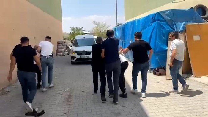Konya&rsquo;da cezaevi firarilerine operasyon
