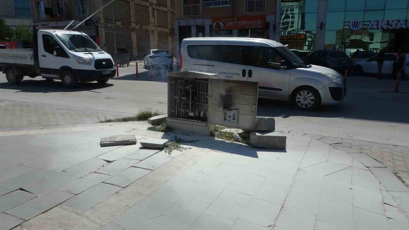 Malatya&rsquo;da elektrik trafosunda yangın paniği
