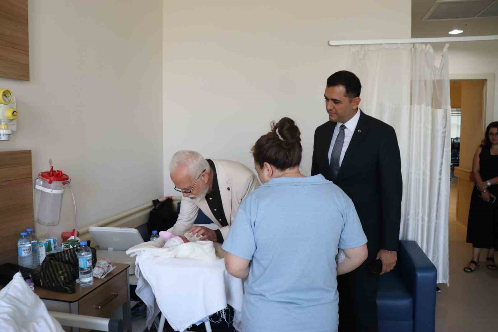 İl Sağlık Müdürü Bildirici, Eskişehir Şehir Hastanesi’ni ziyaret etti