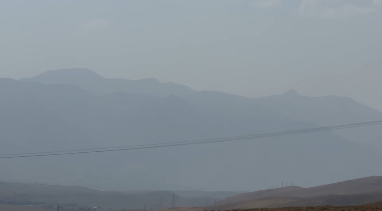 Yüksekova’da toz bulutu etkili oldu